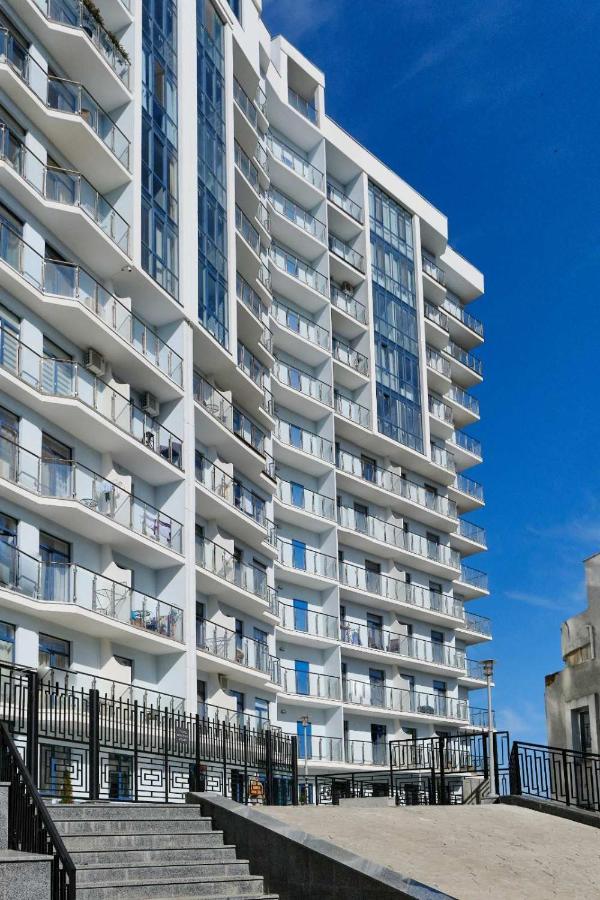 Luxury Apartments Sea View Julymia Odessa Esterno foto