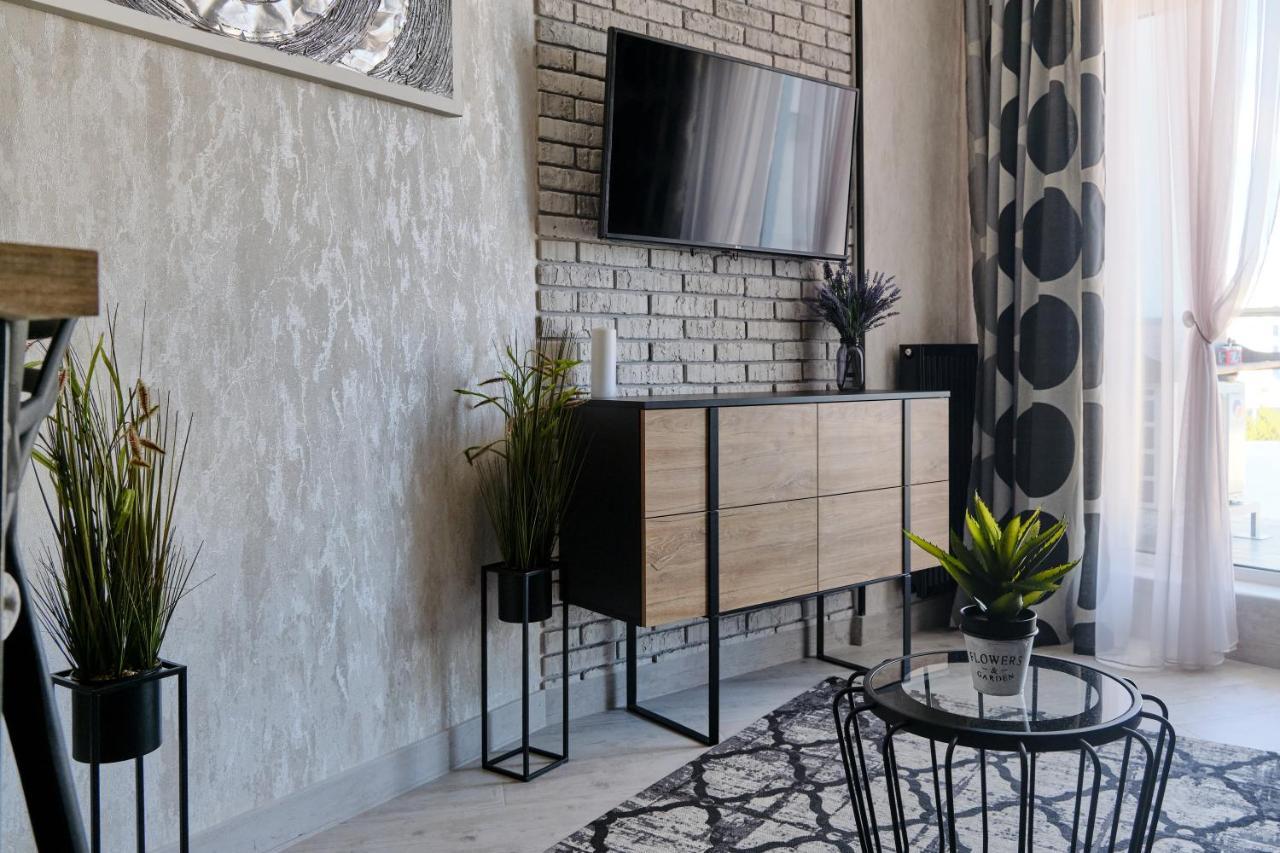 Luxury Apartments Sea View Julymia Odessa Esterno foto