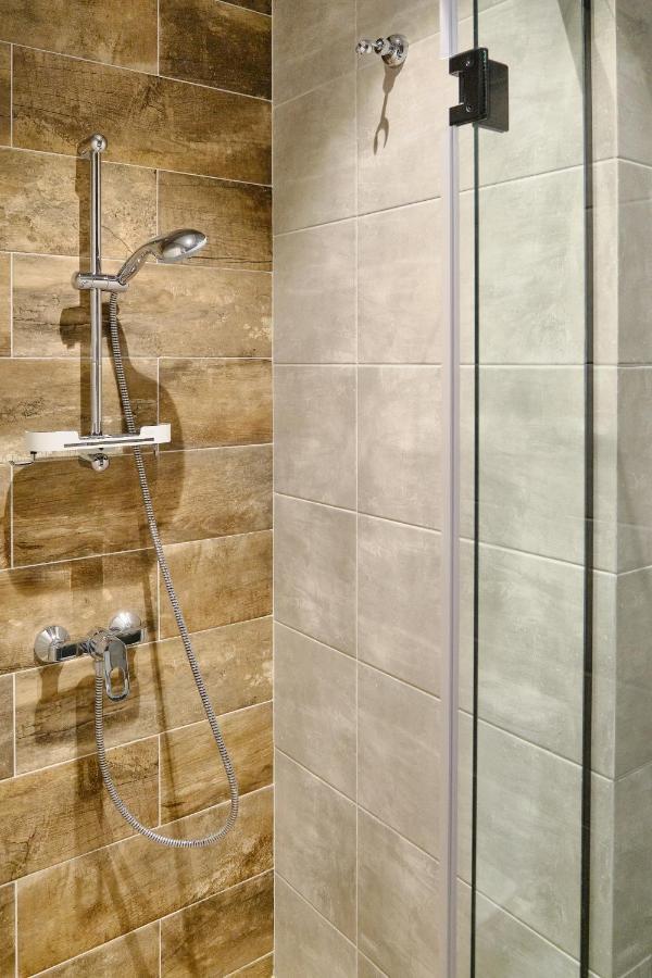 Luxury Apartments Sea View Julymia Odessa Esterno foto